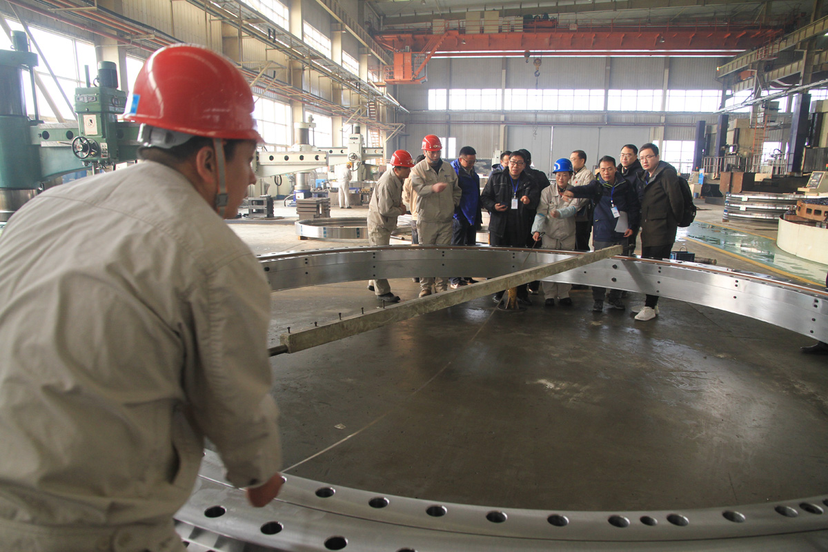 Domestic largest ladle turret bearing was finished from production line